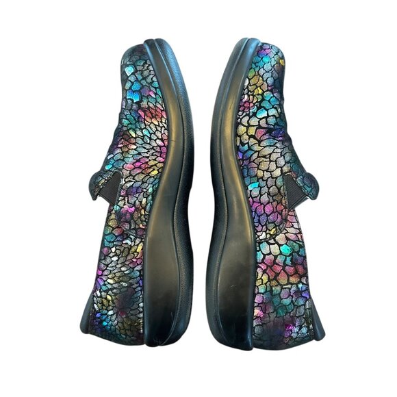 Alegria KEL-459 Rainbow/Minnow Iridescent Leather Clogs Size 39 - Picture 3 of 8